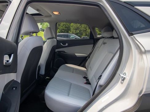 Certified 2023 Hyundai Kona SEL w/ Convenience Package AWD/4WD image 8