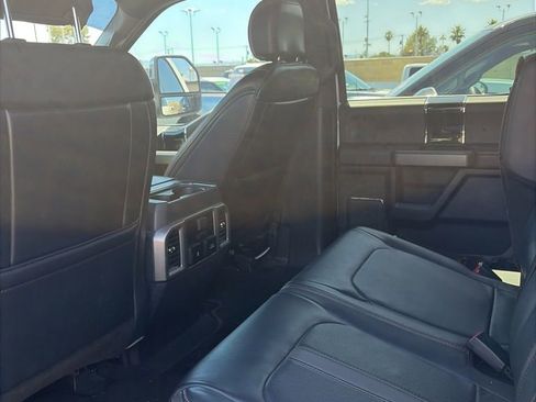 Used 2022 Ford F350 Platinum AWD/4WD image 7