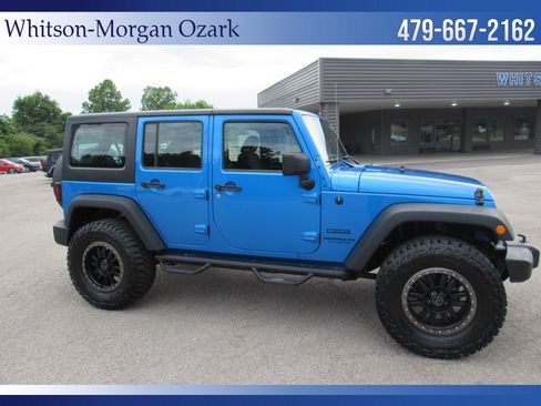 Used 2016 Jeep Wrangler Unlimited Sport w/ Connectivity Group AWD/4WD image 20