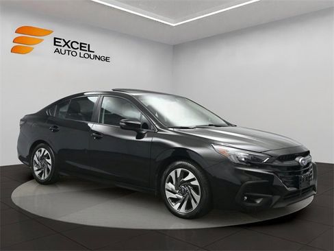 Used 2024 Subaru Legacy Limited image 7