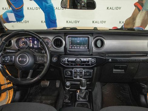 Used 2021 Jeep Wrangler Unlimited Sport image 3