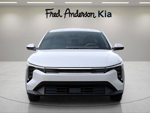 New 2025 Kia K4 LXS image 21