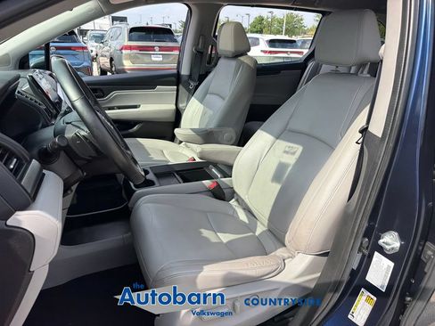 Used 2023 Honda Odyssey EX-L image 7