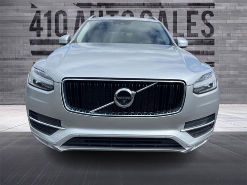 Used 2018 Volvo XC90 T5 Momentum w/ Convenience Package AWD/4WD image 4