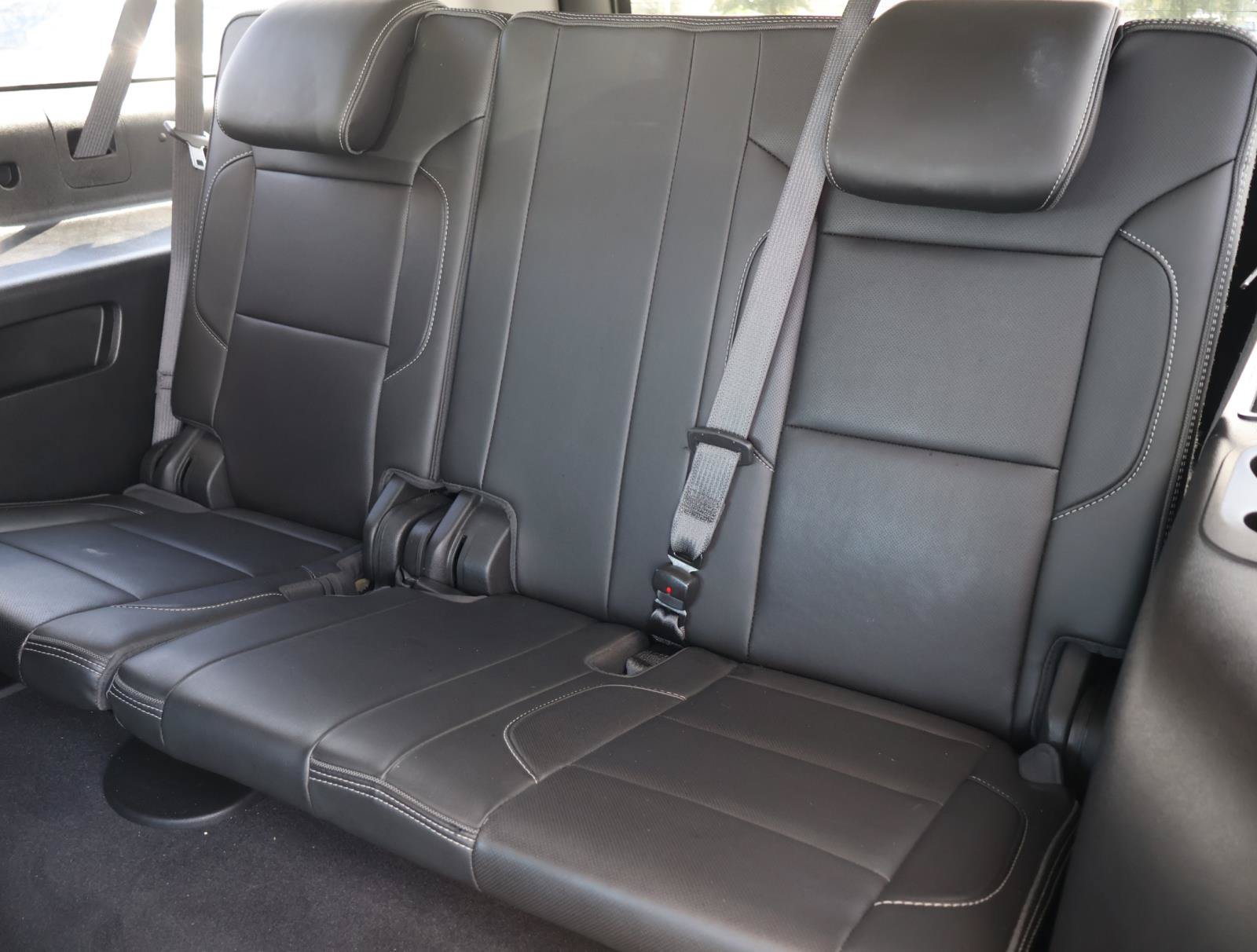 Used 2019 GMC Yukon XL Denali w/ Open Road Package RWD image 24