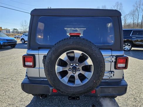 Used 2020 Jeep Wrangler Unlimited Sahara w/ Cold Weather Group image 6
