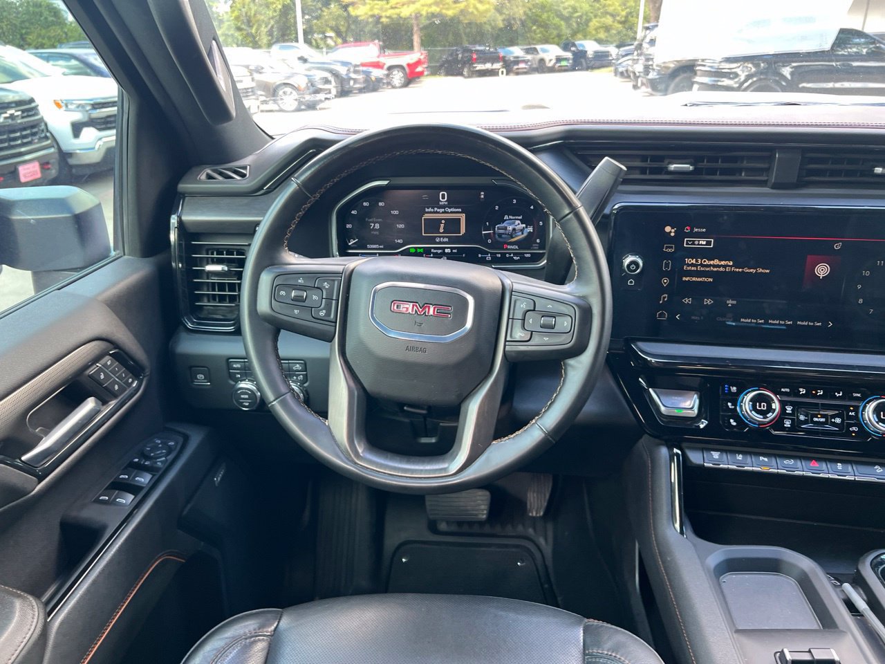 Used 2024 GMC Sierra 2500 AT4 w/ AT4 Premium Plus Package AWD/4WD image 14