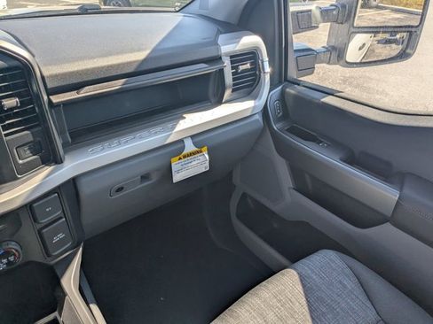 New 2026 Ford F250 XLT w/ Tremor Off-Road Package image 18