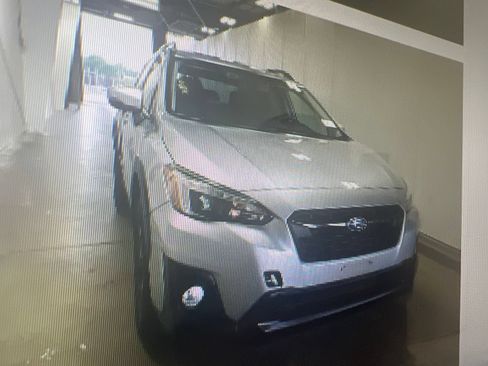 Used 2019 Subaru Crosstrek 2.0i Limited w/ Moonroof Package w/Navigation AWD/4WD image 6
