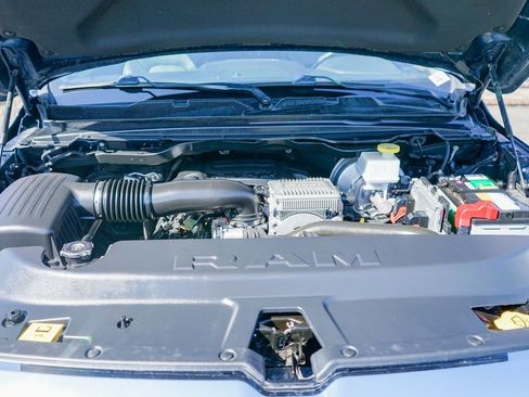 Used 2019 RAM 1500 Laramie image 12