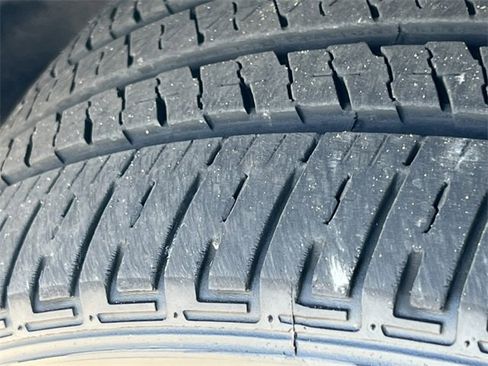 Used 2022 Jeep Grand Cherokee Altitude image 7