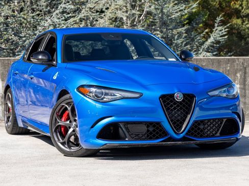 Used 2022 Alfa Romeo Giulia Quadrifoglio w/ Active Assist Plus Package RWD image 6