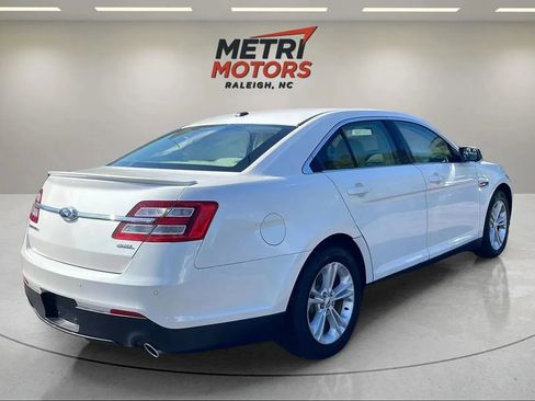 Used 2015 Ford Taurus SEL w/ Equipment Group 201A image 5