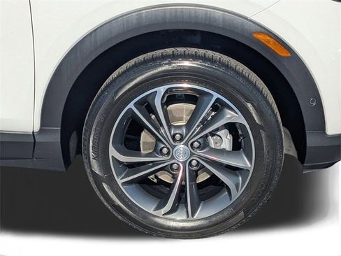 Used 2022 Buick Encore GX Essence w/ Advanced Technology Package image 10