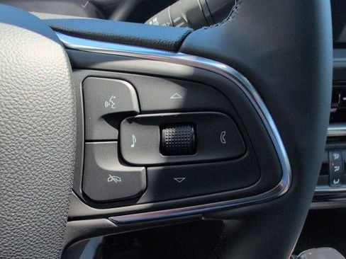 New 2026 Buick Envista Sport Touring w/ Convenience I Package FWD image 17