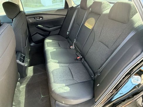 Used 2025 Honda Accord LX image 17