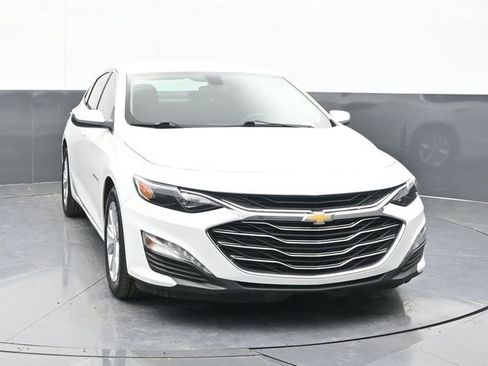 Used 2021 Chevrolet Malibu LT image 23