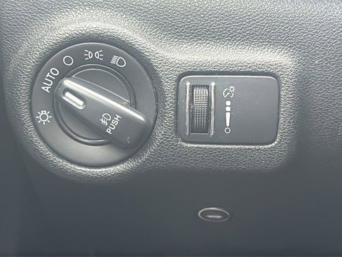 Used 2015 Dodge Dart SXT w/ Rallye Appearance Group image 26