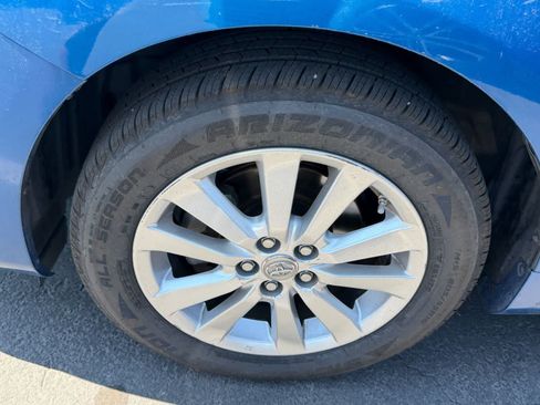 Used 2009 Toyota Corolla LE FWD image 6