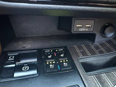 Used 2021 Lexus RX 350 FWD w/ Luxury Package image 23