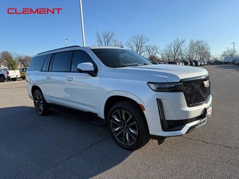 Used 2021 Cadillac Escalade ESV Sport w/ Driver Assist Tech Package image 11