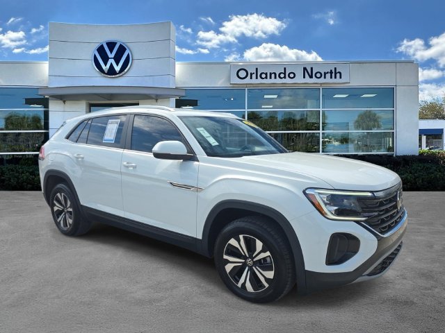 Used 2024 Volkswagen Atlas Cross Sport SE FWD image 1
