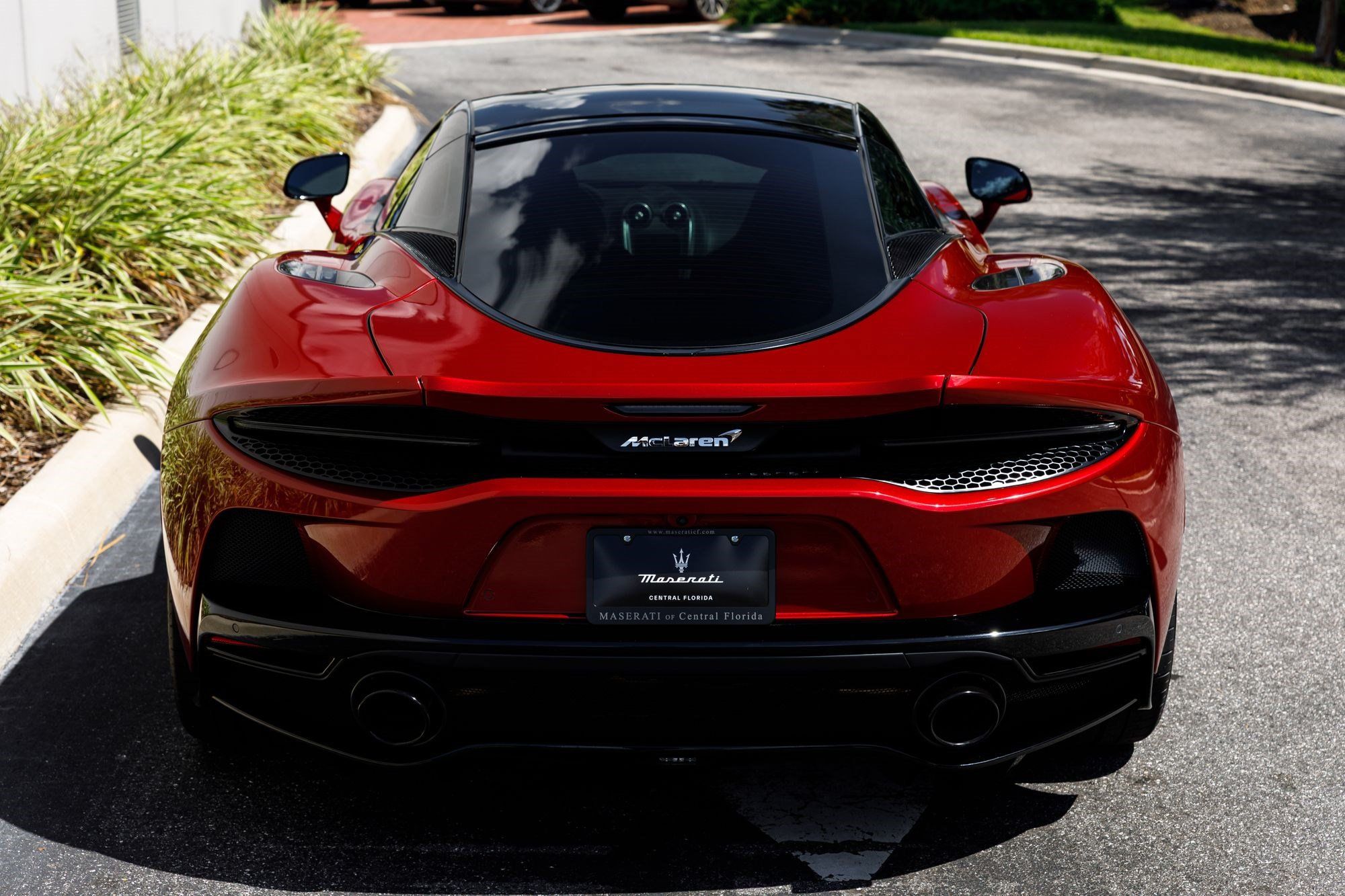 Used 2023 McLaren GT RWD image 4