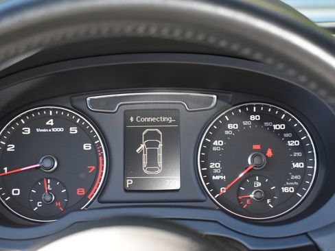 Used 2018 Audi Q3 2.0T Premium image 17