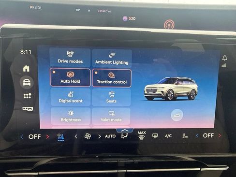 Used 2025 Lincoln Nautilus Black Label w/ Jet Appearance Package AWD/4WD image 18