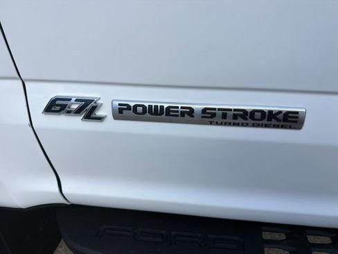 Used 2019 Ford F250 Lariat w/ Lariat Ultimate Package AWD/4WD image 10