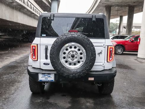 New 2025 Ford Bronco Badlands image 5