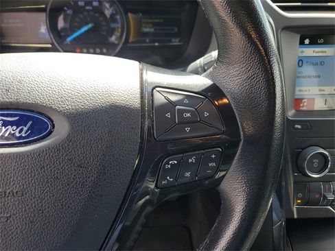 Used 2018 Ford Explorer XLT w/ Equipment Group 202A image 26