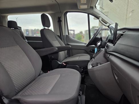 Used 2022 Ford Transit 350 XLT RWD image 10