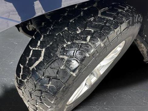 Used 2020 Chevrolet Silverado 1500 LT w/ All-Star Edition image 39