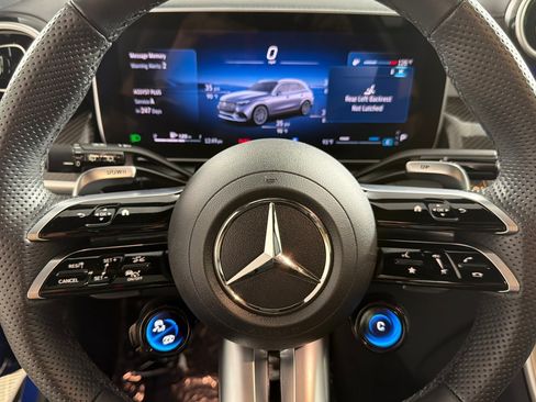 Used 2026 Mercedes-Benz GLC 43 AMG 4MATIC image 23