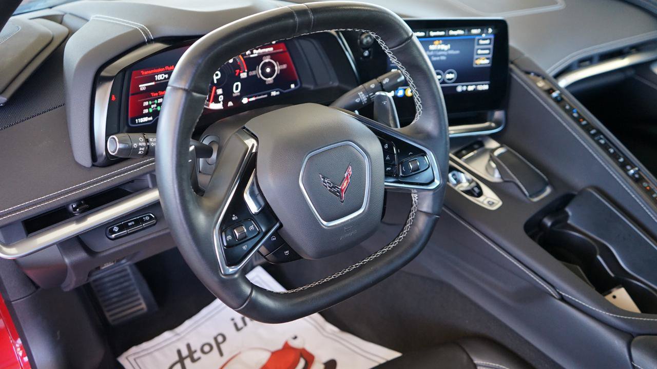 Used 2021 Chevrolet Corvette Stingray Preferred Cpe w/ Z51 Performance Package RWD image 10