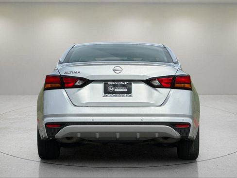 Used 2023 Nissan Altima 2.5 S image 4