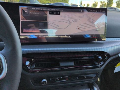 New 2026 BMW 430i xDrive w/ M Sport Package AWD/4WD image 30