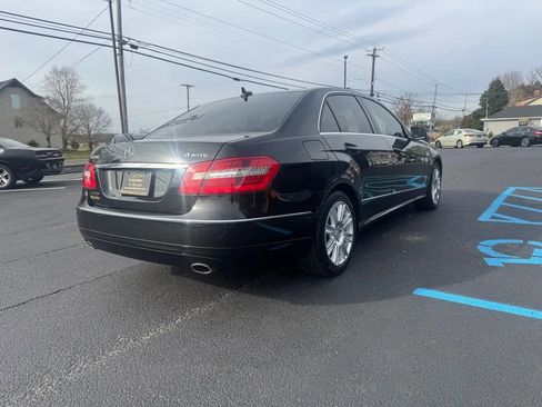 Used 2012 Mercedes-Benz E 350 4MATIC Sedan image 3