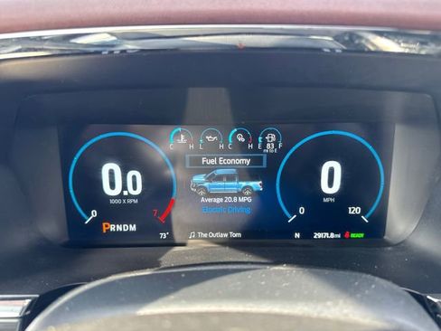 Used 2022 Ford F150 Lariat w/ Equipment Group 502A High AWD/4WD image 16