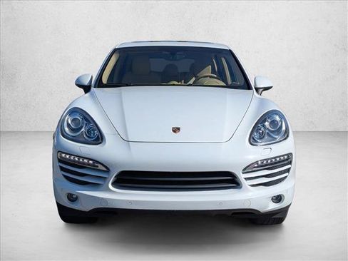 Used 2014 Porsche Cayenne AWD/4WD image 2