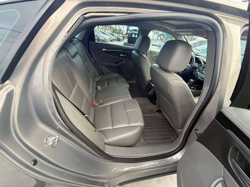 Used 2019 Chevrolet Impala LT w/ Sunroof and Spoiler Package FWD image 9