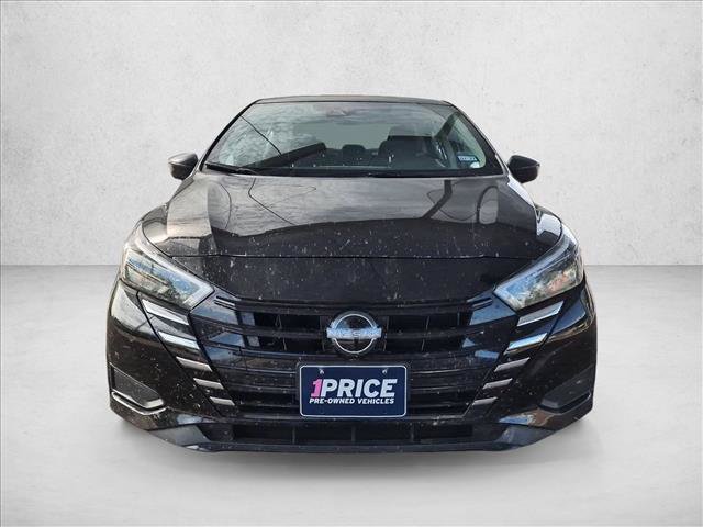 Used 2025 Nissan Versa SV FWD image 2