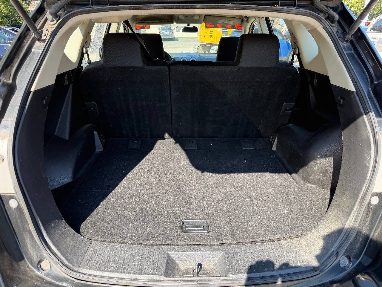 Used 2014 Nissan Rogue S w/ Convenience Package AWD/4WD image 13