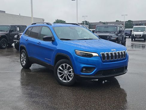 Used 2022 Jeep Cherokee Latitude Lux AWD/4WD image 31