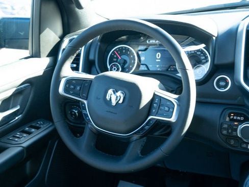 New 2026 RAM 1500 4x4 Crew Cab image 31