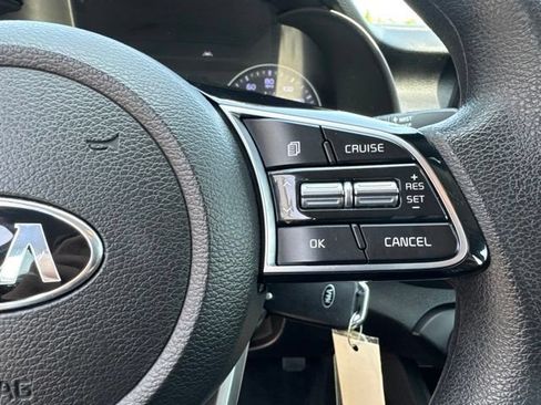 Used 2020 Kia Forte LXS FWD image 13