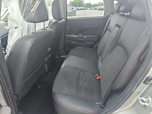 Used 2025 Mitsubishi Outlander Sport SE AWD/4WD image 5