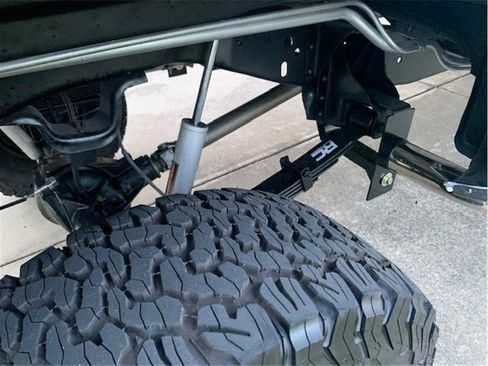 Used 1991 GMC Suburban 4WD image 10