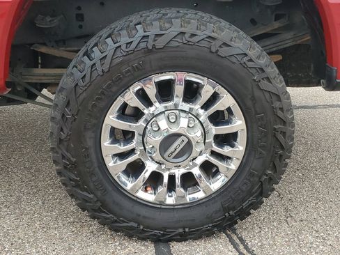 Used 2022 Ford F350 Lariat w/ Chrome Package AWD/4WD image 6